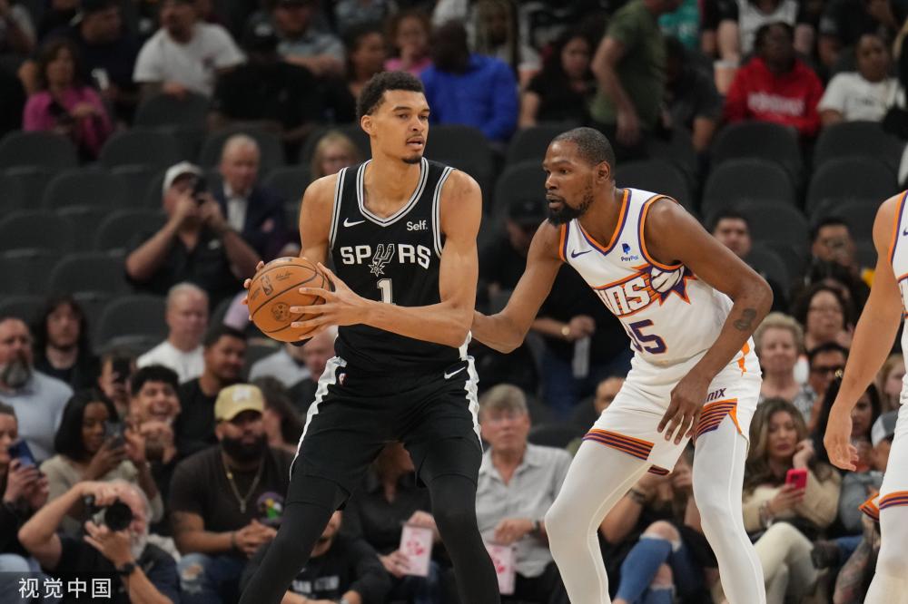 一个队员 一个队员