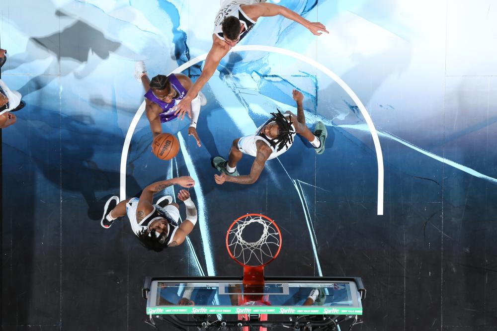 激烈对攻 激烈对攻