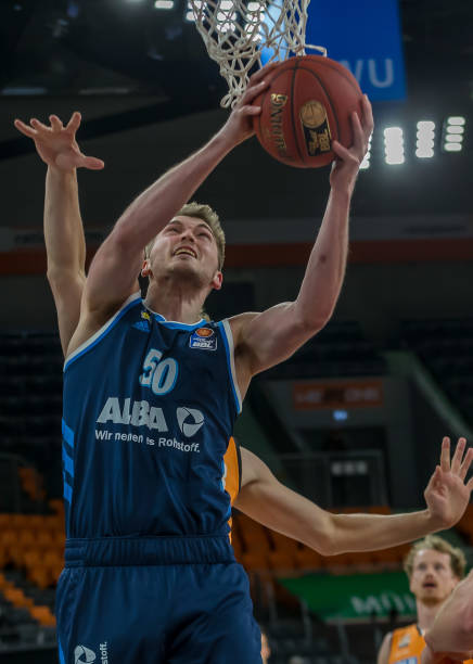 际足坛已成 际足坛已成